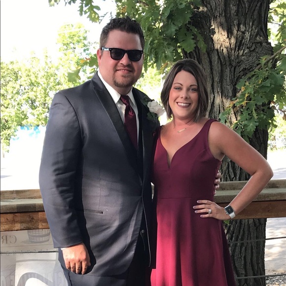 Meet your Posher, Leslie - Picture 1 of 1